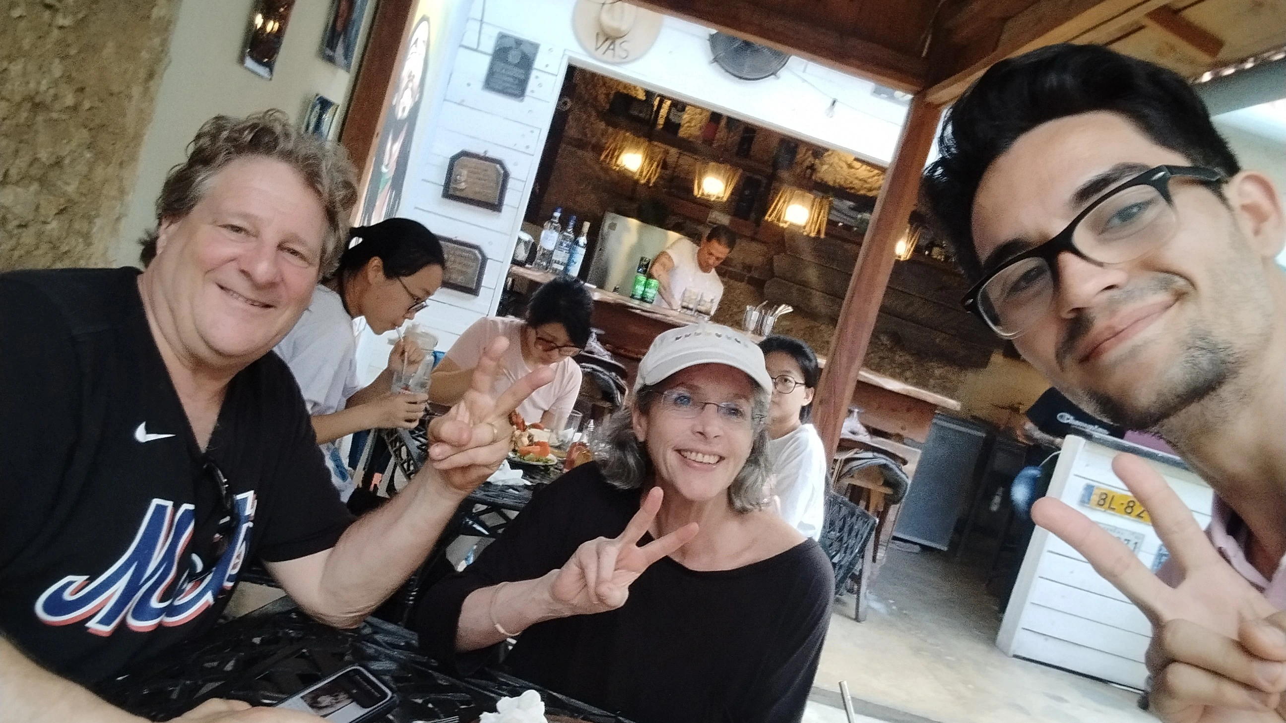 Hoja de vida de Eliezer Prieto tour de contrastes en La Habana