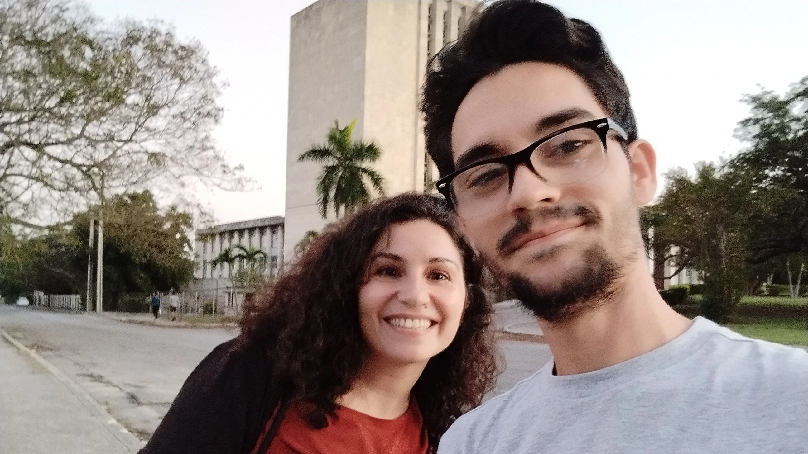 Eliezer Prieto hoja de vida tour sobre la Revolución Cubana